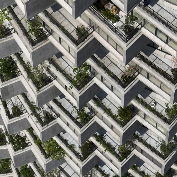 BIG completes Quito's tallest building with pixelated facade dlvr.it/Sf37LY