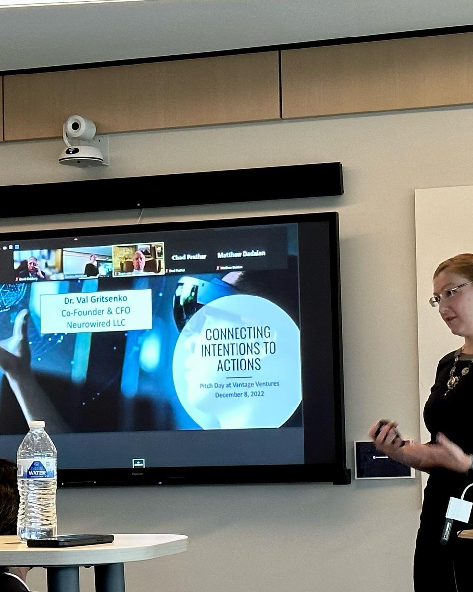 AHMdigital's tweet photo. Neurowired - a fascinating intersection of medicine and technology being presented @vantage_wv @wvuchambers https://t.co/MUElfqwZYp