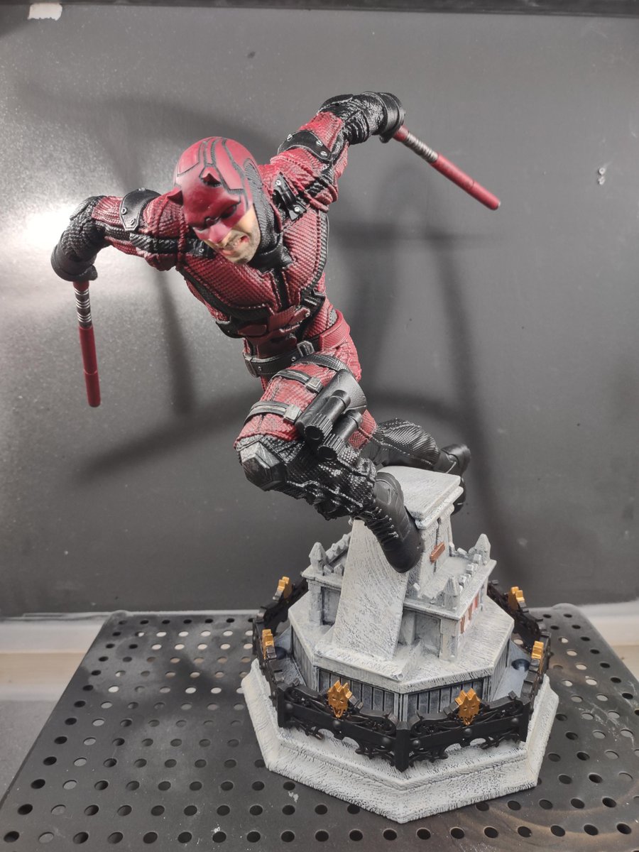 Daredevil from the Netflix series, stl made by wicked3d [by DungeonArtStudio]
  
 #newComics #illustration