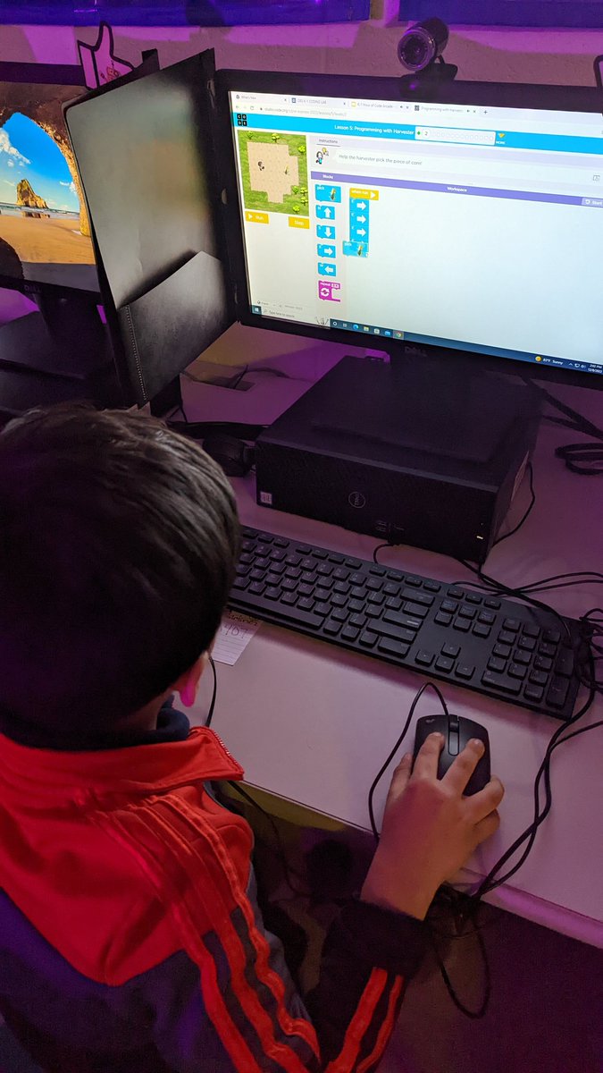 Ocelotscode's tweet image. ๐จโ๐ป๐ชฉThey can't, they won't, they never will stop our super CODING skills! GLOW AND CODE Party in full effect @OES_Ocelots! ๐ชฉ๐ฉโ๐ป #HourOfCode #LosFresnosCodes #coding108