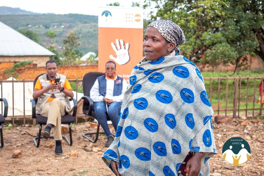 Nachamafrica's tweet photo. En partenariat avec @UNFPABurundi , @Nachamafrica poursuit les activités de sensibilisation sur la prévention et la réponse contre les VBG en milieu hospitalier à l'Hôpital de Makamba.(3/4) https://t.co/W8WoZfKDWh