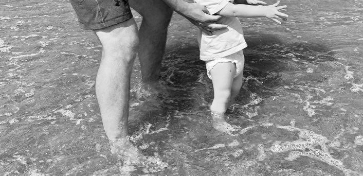 widow_waiting's tweet image. Day 31 of #widowhood.

One whole month without my love, my soulmate, my partner in crime.

One whole month without the most incredible, loving, fun Dad/Daddy.

An instant.

An eternity.

An absolute endurance test.

#WidowedYoung
#TerminalCancer
#Grief