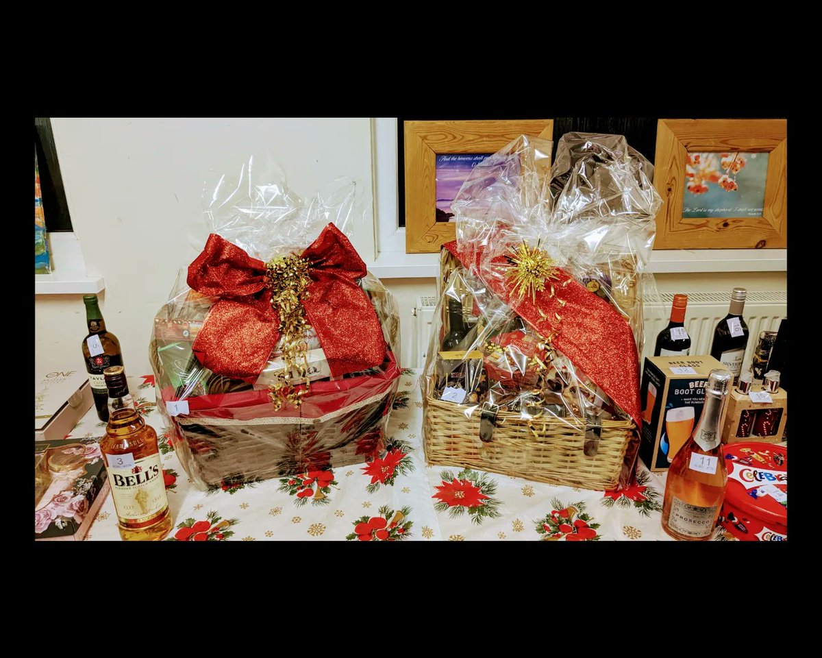 Phoenix_Choir's tweet photo. CHRISTMAS DRAW

A HUGE thank you to our supporters who bought tickets for our Christmas Draw, which took place last night. Thanks to donations from our choristers, we had a whopping 25 prizes, including 2 fabulous hampers, beautifully put together by Jan M &amp; Gaynor F. https://t.co/17ua7bohou