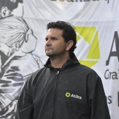 col_vertebral's tweet photo. #AHORA | Charlamos con el Sec Gral de @Atilra_GR, @heberjrios, sobre el conflicto con distintas patronales del sector lechero y la complicidad del poder judicial. https://t.co/ridn3srPgr