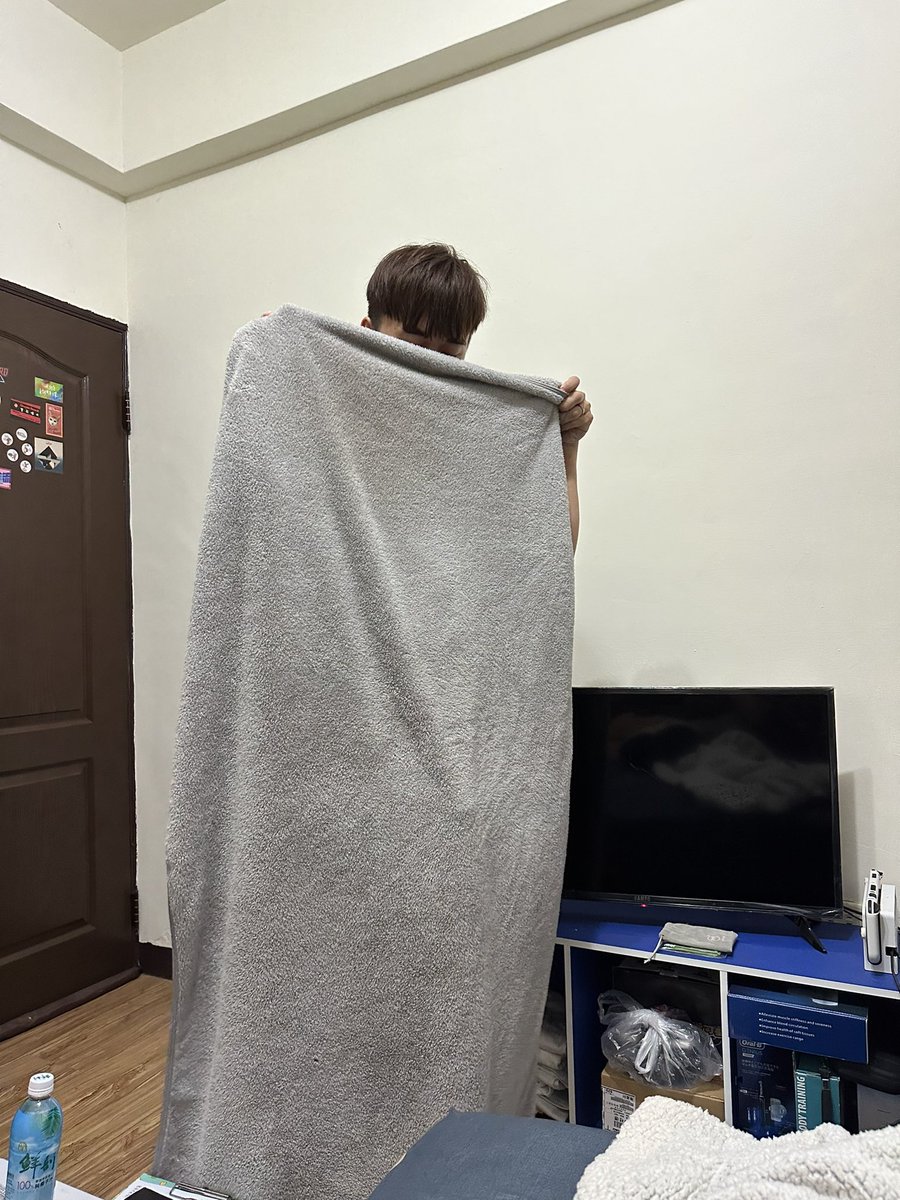 jimfun4's tweet photo. 凌晨03:00

這是一個關於半夜男朋友自己坐上來攻守交換的問題ಠ_ಠ

@kuotsai0620 https://t.co/6kkiAtb9HH