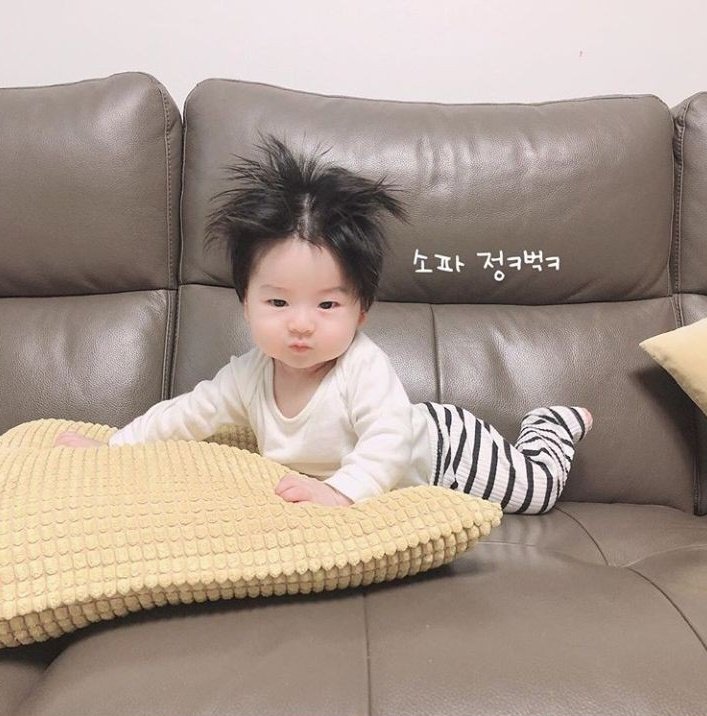 ⠀⠀⠀
⠀⠀⠀⠀ 𝐈𝐍𝐒𝐓𝐀𝐆𝐑𝐀𝐌 ↷
⠀⠀⠀⠀⠀⠀ ⠀⠀⠀﹫𝗇𝗂𝗀𝗁𝗍𝖼𝗋𝖺𝗐𝗅𝖾𝗋
⠀⠀
⠀⠀    ‘ Auntie Leli is enjoying 
⠀         the time with my little
⠀⠀⠀ Hwan! she send me this! ’ 

  ⠀⠀⠀ ⠀────────────
              ⌂     ⌕     ⊞     𔘓    ○