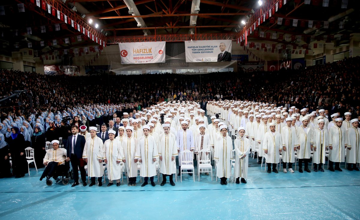 dailyislamist's tweet photo. 📸 | Bugün, Kahramanmaraş

Tam 600 hafız için icazet düzenlendi. https://t.co/y29HBbbVk9