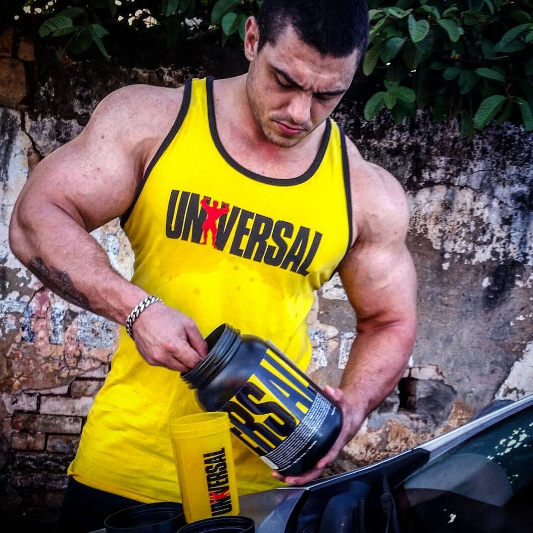 universalsv's tweet photo. Los suplementos hacen su parte y de seguro que sentirás la diferencias y veras cambios; pero aun así tienes que hacer tu tarea alimentándote sano y ejercitándote para la construcción de músculos.

¡Feliz jueves!💪🔥
#universalnutrition https://t.co/OpHL3Up6Dl