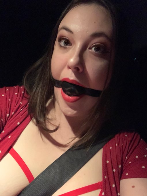 buckle up out there y'all #onlyfansgirls #SafetyFirst https://t.co/sHr0pQ8dr2<a href="/tag/onlyfansgirls"class="tags">#onlyfansgirls</a><a href="/tag/safetyfirst"class="tags">#SafetyFirst</a>