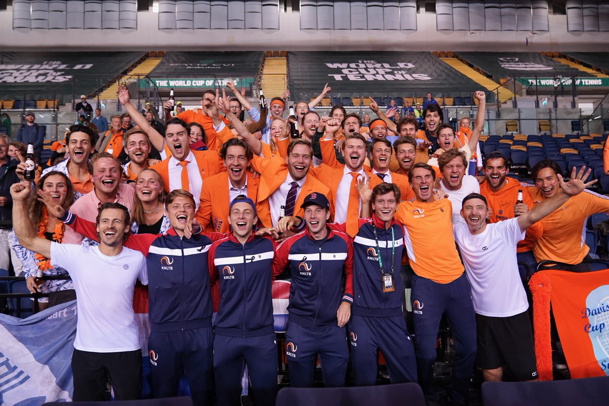 Tennisliefhebbers opgelet 📣 Het TeamNL Davis Cupteam speelt de kwalificatieronde voor de Davis Cup Finals tegen Slowakije in Martiniplaza! Za 4 en zo 5 feb 2023 in Martiniplaza. Tickets via bit.ly/3YaqxwI 📷 KNLTB/ Marleen Fouchier