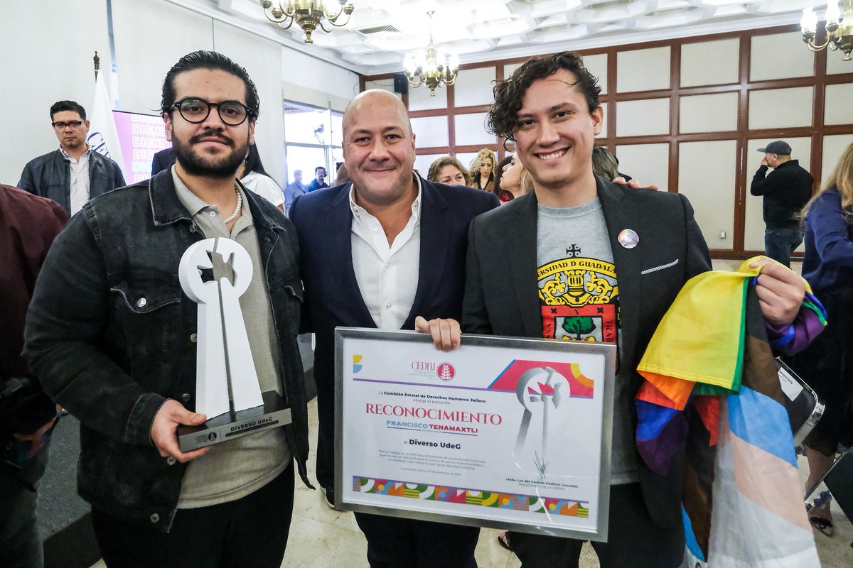 colectivo diverso tweet media