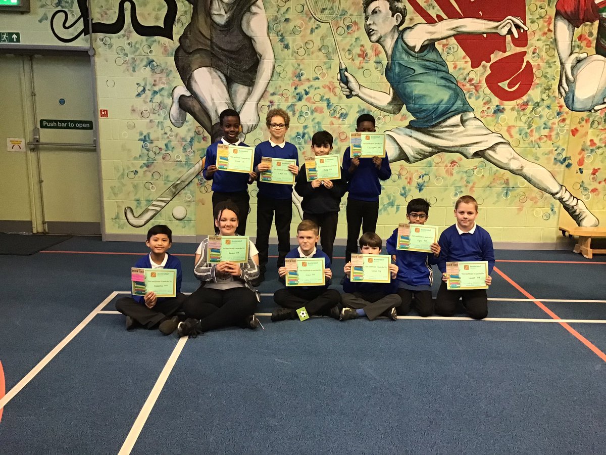 Fosse_TMET's tweet photo. This group of children have read over 250,000 words which. Is incredible! They will also be invited to the party and have received goodies and book vouchers! @AccReader #rmreading https://t.co/gYydcVtbWN