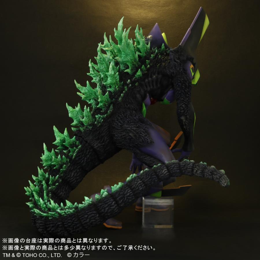 KaijuNewsOutlet's tweet photo. A new X-Plus "Godzilla vs. Evangelion" 30cm Series Evangelion Unit 01 "G" Awakening Form Renewal Ver. figure will be released in May 2023 for approximately $258. https://t.co/HCGe0U6wlv