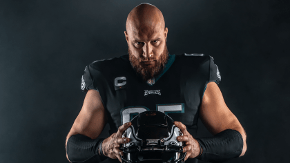 Only 2 offensive linemen have not allowed a single QB hit or sack dating back to 24th october 2021.

- Jason Kelce
- Lane Johnson

STILL the best in the business.
#Eagles #ProBowlVote