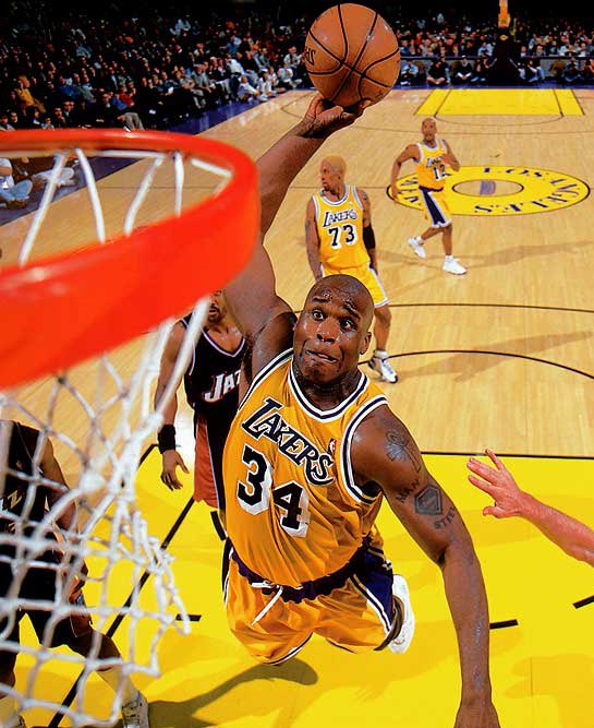 LegionHoops's tweet photo. Shaq on his injuries with the Lakers:

“...I had a solution. Painkillers. I just like to feel loose before the game. So one time I was having pains and I took it and I was like ‘oh,’ and and I had a good game. So that was my ritual... Boy I’d be looser than a mug.”

(via @HBO) https://t.co/8aBd3auMyo