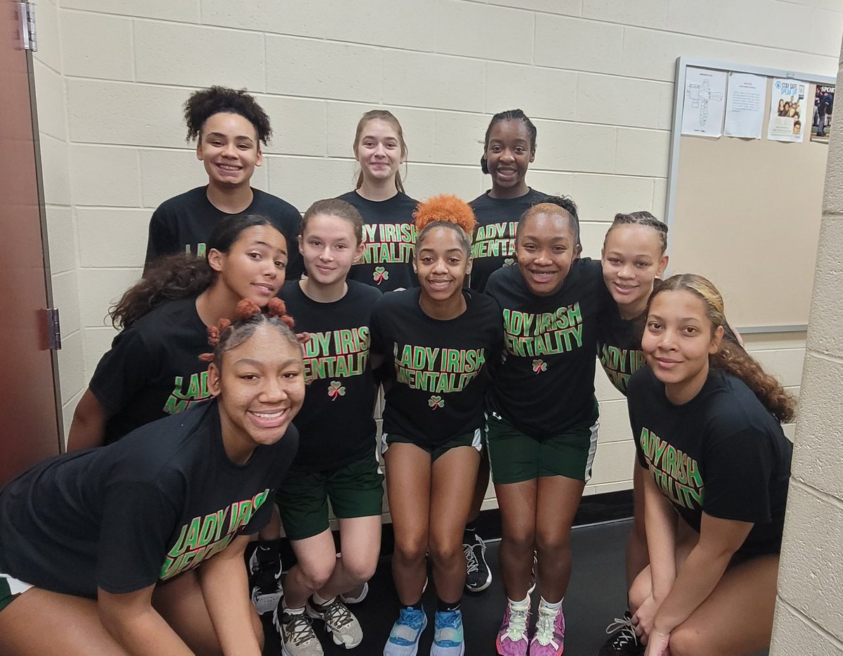 #LADYIRISHMENTALITY ☘️💼