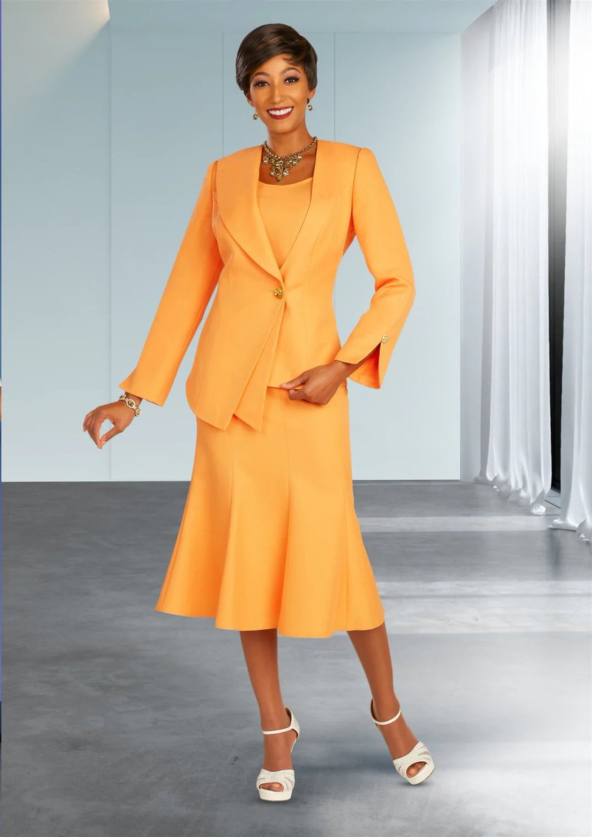 Ben Marc Executive 11877 Tangerine Skirt Suit 
divasdenfashion.com/products/ben-m… 

#DivasDenFashion #BenMarc #orangeskirtsuit #orangesuit #COGIC #Cogicfashion #couturefashion #bellsleeves #executivefashion #workleisure #tangerine #luxefashion #fashionforwardplus #plussizestyle #Curvystyle