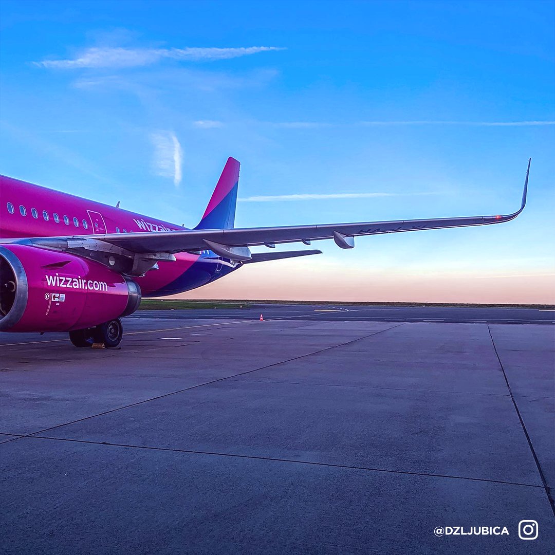 Wizz Air on Twitter: "A quick breather before the next Just enough time to take in this gorgeous sunset 😍 📸: https://t.co/nQjAGLyV9z https://t.co/Illgz0M7nL" / Twitter