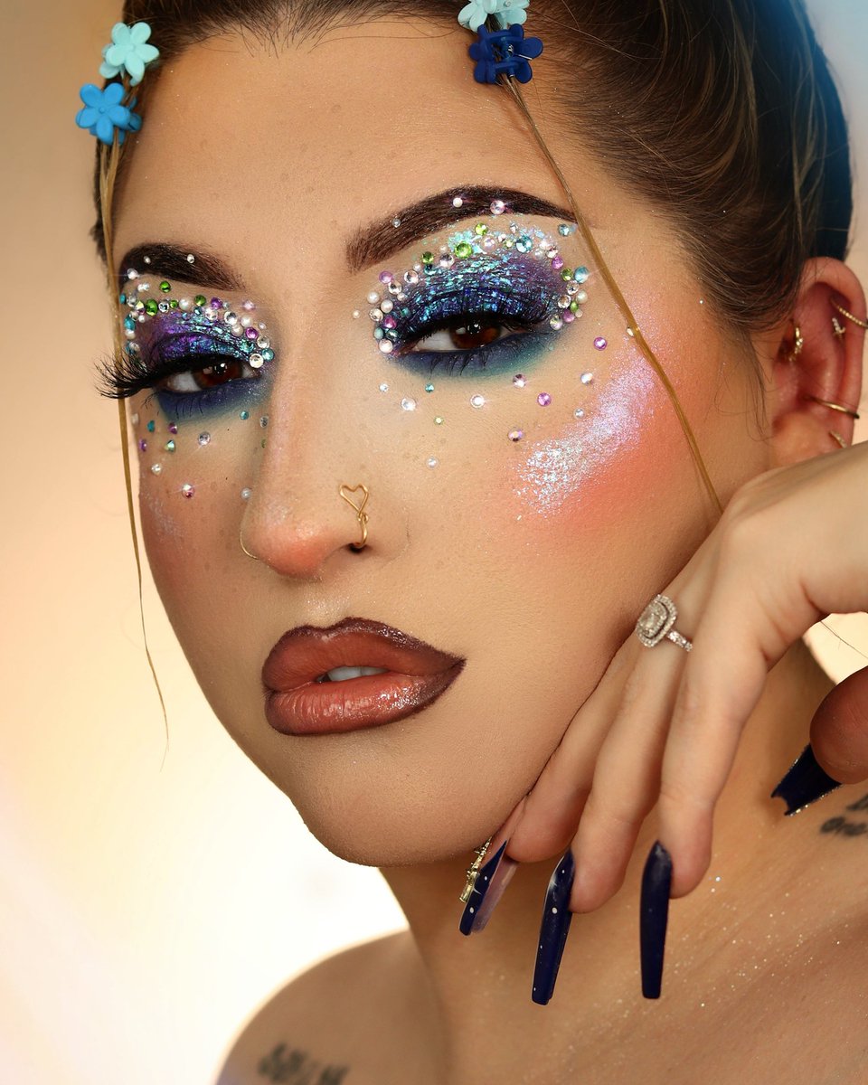 NicoleLomastro's tweet photo. Some holiday Inspo for you 🫶🏼❄️💙🥶

https://t.co/rPC1R64adx https://t.co/UX3qUj5QY1