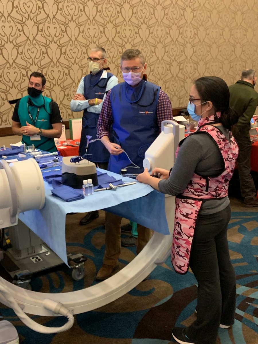 Can't wait to kick off #ASSR23 in 2 months with our hands-on #spine workshop! This year we'll cover: ☑️ Spine biopsies & injections ☑️ Nerve/tumor ablation ☑️ Vertebral augmentation ☑️ Implant/hardware placement ...and more! Register 👉 buff.ly/3iBZY3n #MedEd #radiology