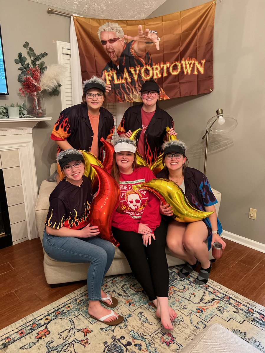 Sarah Singer tweet media