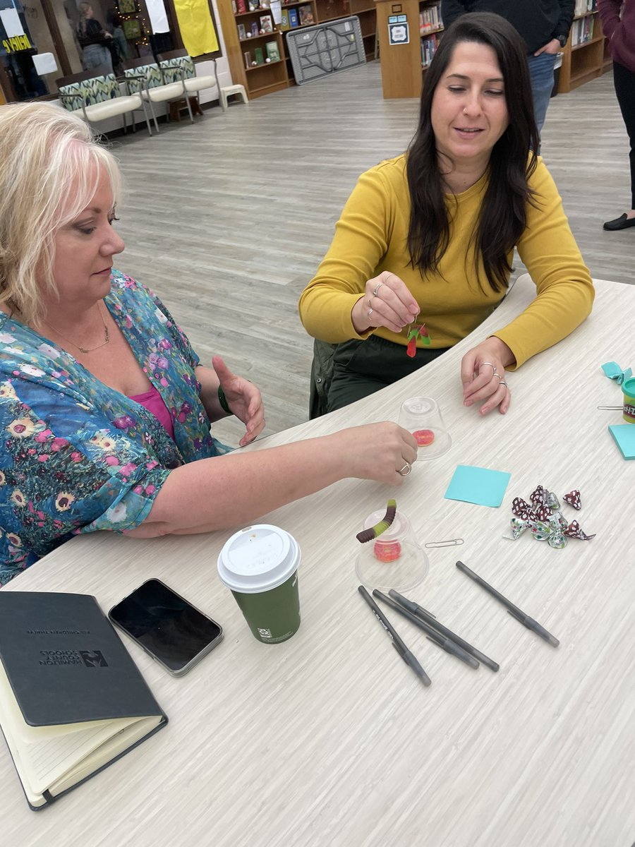 hollowayreader's tweet photo. #LeadershipHCS participants saved Sam using the 4Cs: collaboration, communication, critical thinking, and creativity. Skills are important in student learning experiences! #HCS_innovation https://t.co/ztEZLvJzjG