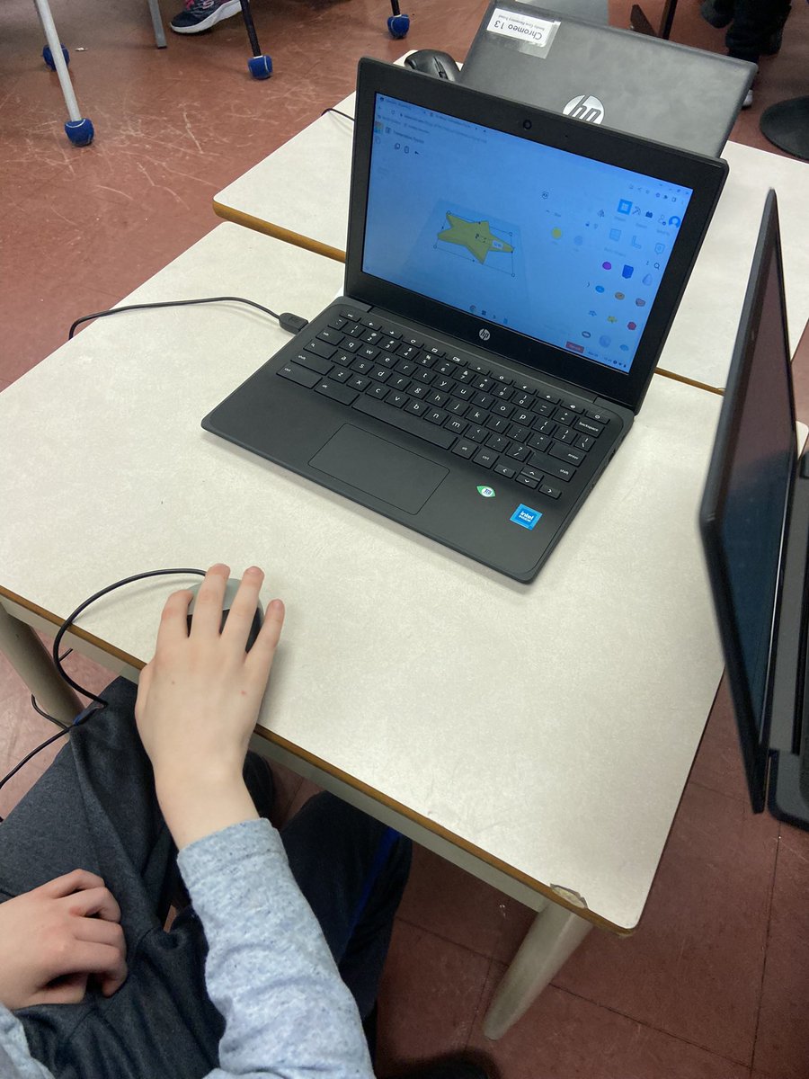 HDDawe's tweet image. Students were busy designing and creating their visions for the prefect tree ornament! #designprocess #designandcreate #makers #3Dprinting stay tuned for the final project! @beachycoveelem #tinkercad