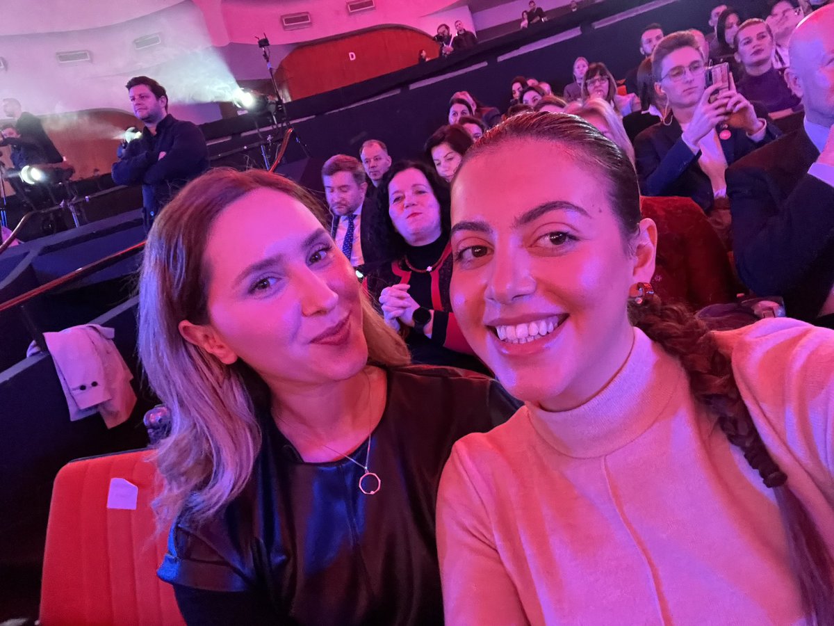 Dita e Rinisë 🇦🇱 u shënua sot me ceremoninë e mbylljes të programit <a href="/tiranaeyc/">Tirana EYC 2022</a> por ky është vetëm fundi i një fillimi të ri. 

---

#NationalYouthDay2022  #youthpower Proud is an understatement 🤍