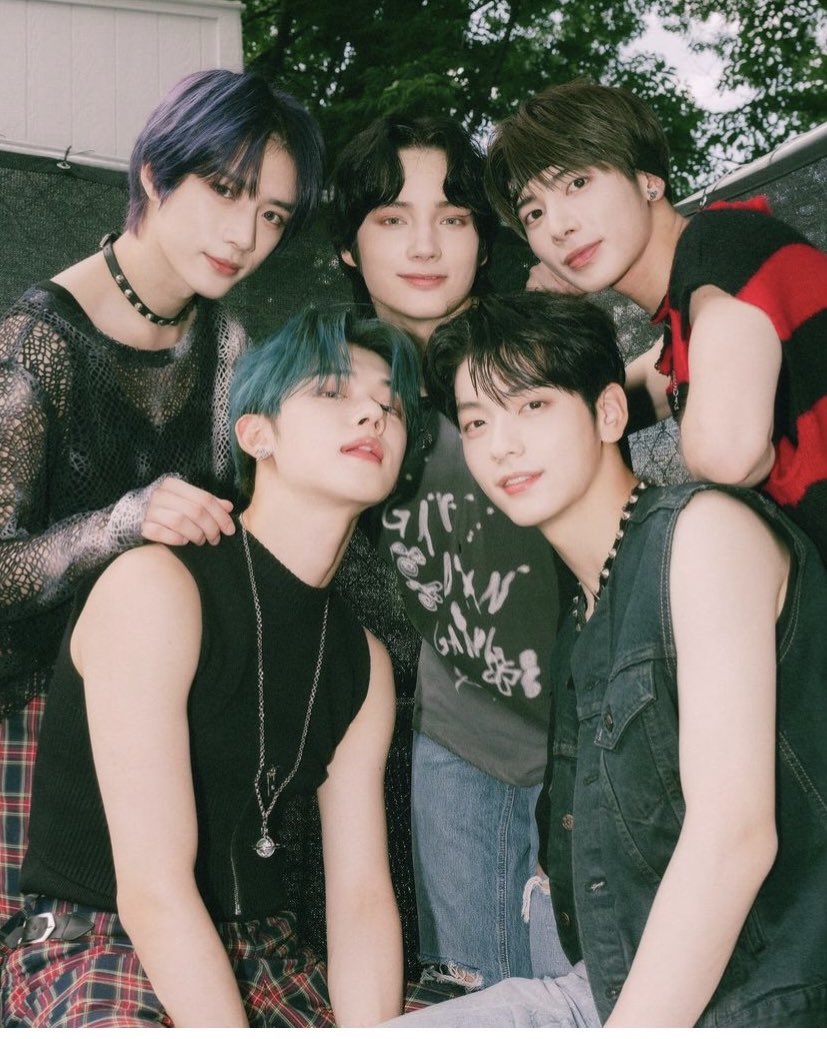 114Kyorochan's tweet photo. 私たちの一番星⭐𓂃𓈒𓏸︎︎︎︎
永遠に輝いて✨✨✨

I vote for #YEONJUN #SOOBIN #BEOMGYU #TAEHYUN #HUENINKAI
of #TXT for #TOP100MostHandsomeFace https://t.co/vc3eyf6Ugv