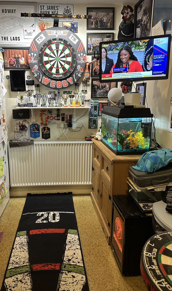 Been very unwell past few days due to a lump I found over the weekend..waiting to have a ultrasound appointment 

Feeling not so bad today but walking is a struggle and painful especially sitting down 

Let’s have a practice 🤦‍♂️🎯🎯🎯