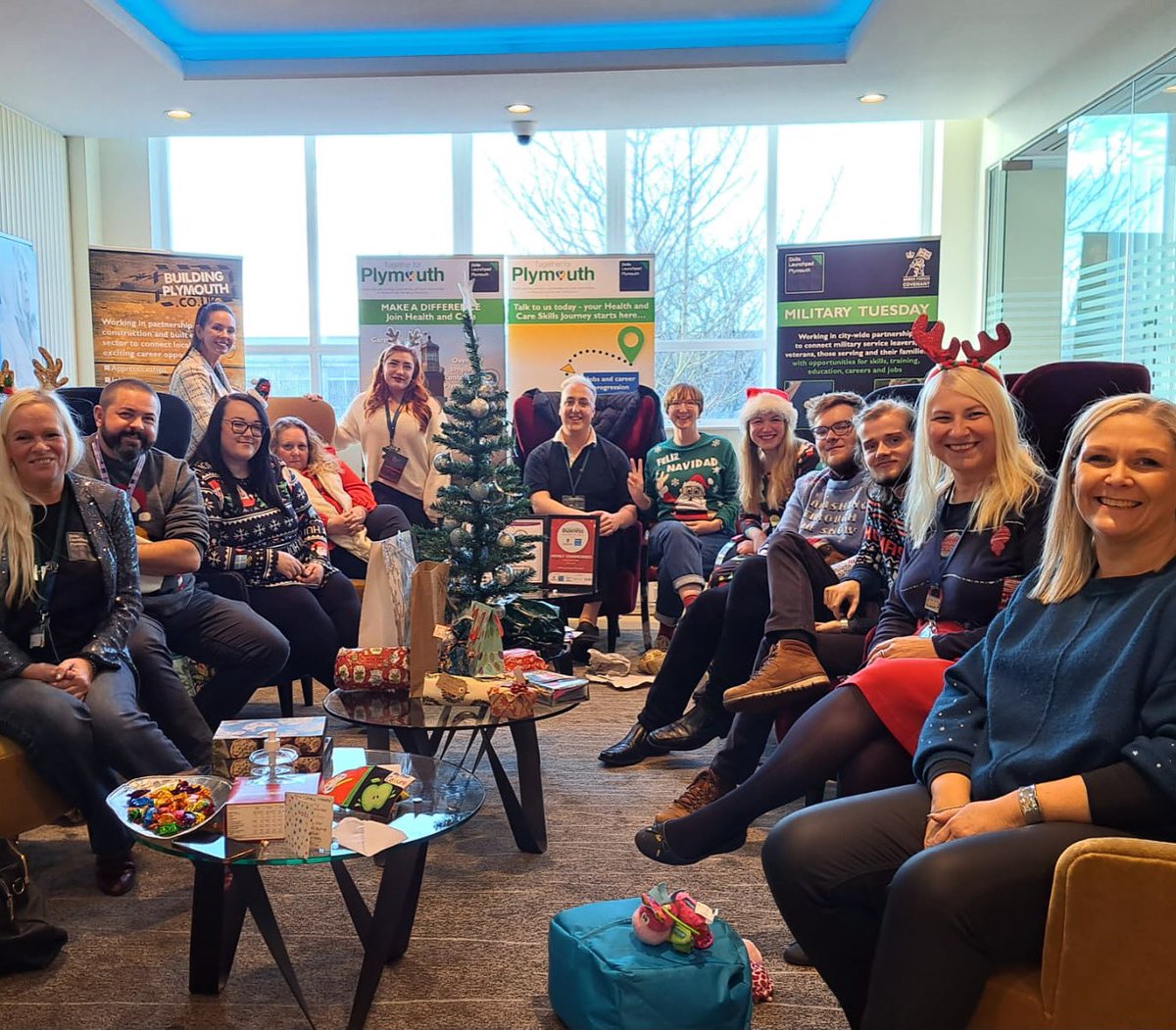 Great to see so many of #TeamLaunchpad together this afternoon for Secret Santa and marking our last day of face-to-face service from Skills Launchpad Plymouth before the festive break.

It’s beginning to look a lot like Christmas 🎅🏼🎄😁
