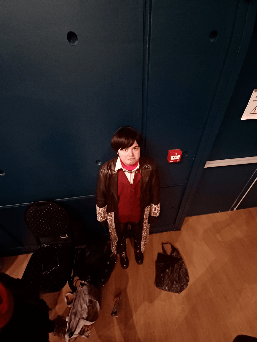 FreakyBat's tweet photo. Artemy POV: the new doctor is just a little hater
#pathologic #daniildankovsky #pathologiccosplay #морутопия #Бакалавр https://t.co/K1gPJUUmsz