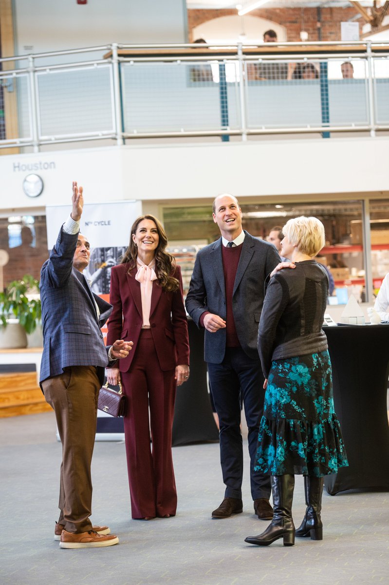 NthCycle's tweet photo. @KensingtonRoyal met with Nth Cycle during their visit to @GreentownLabs last week. @MeganFromNth and the team represented Nth as 1 of 5 companies aligned to categories of the larger #earthshotboston2022 awards, "Build a Waste-Free World." #sustainability #criticalminerals https://t.co/wYjWfm6Nfu