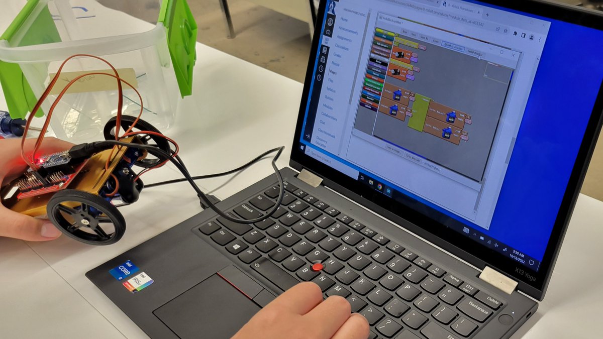 Students at all middle and high schools have been building and programming #Arduino based robots this year. Some will take part in a mini sumo competition at our Maker Showcase in the spring