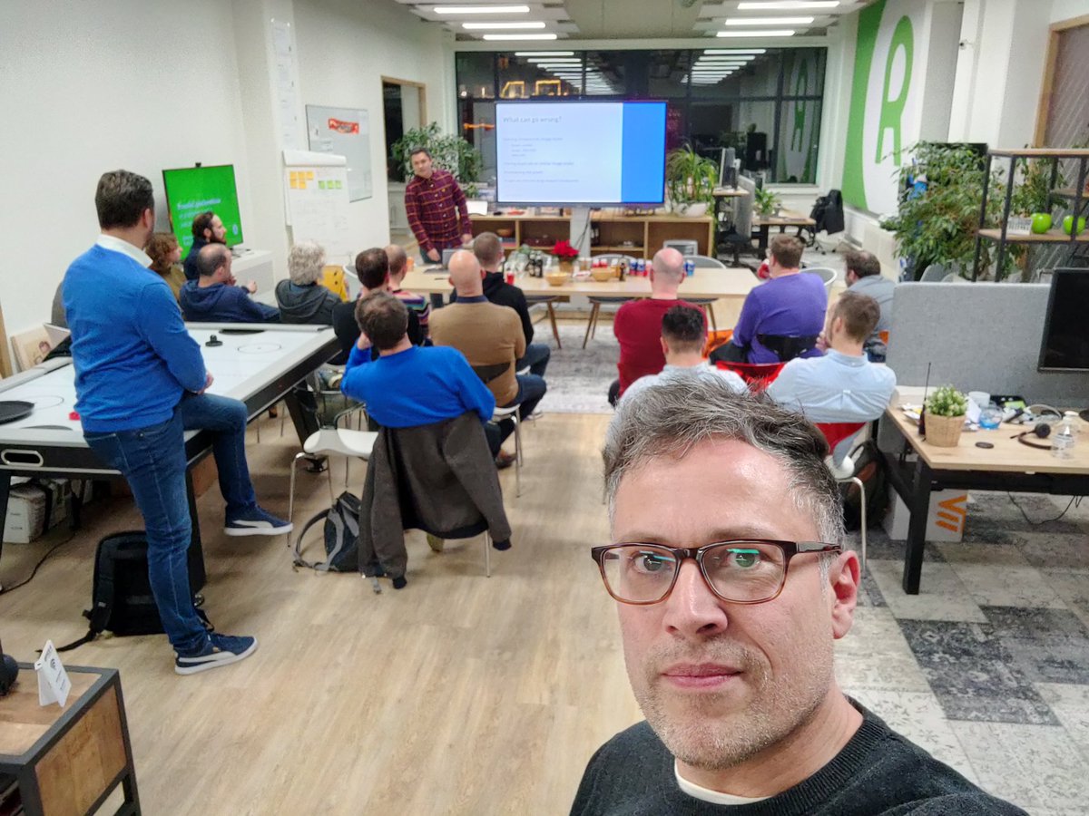 Imre Gmelig Meijling (@imregmelig) on Twitter photo Full house (but not too full) <a href="/DrupalTechTalk/">Drupal Tech Talk</a> <a href="/react_online/">React Online</a>
<a href="/seanBlommaert/">Sean B</a> talks Easy Responsive Images in #Drupal && <a href="/bbrala/">Björn Brala</a> on Project Update Bot
🍕
cc <a href="/drupalnl/">Drupal NL</a> <a href="/drupalassoc/">Drupal Association</a>
#Eindhoven Full house (but not too full) <a href="/DrupalTechTalk/">Drupal Tech Talk</a> <a href="/react_online/">React Online</a>
<a href="/seanBlommaert/">Sean B</a> talks Easy Responsive Images in #Drupal && <a href="/bbrala/">Björn Brala</a> on Project Update Bot
🍕
cc <a href="/drupalnl/">Drupal NL</a> <a href="/drupalassoc/">Drupal Association</a>
#Eindhoven