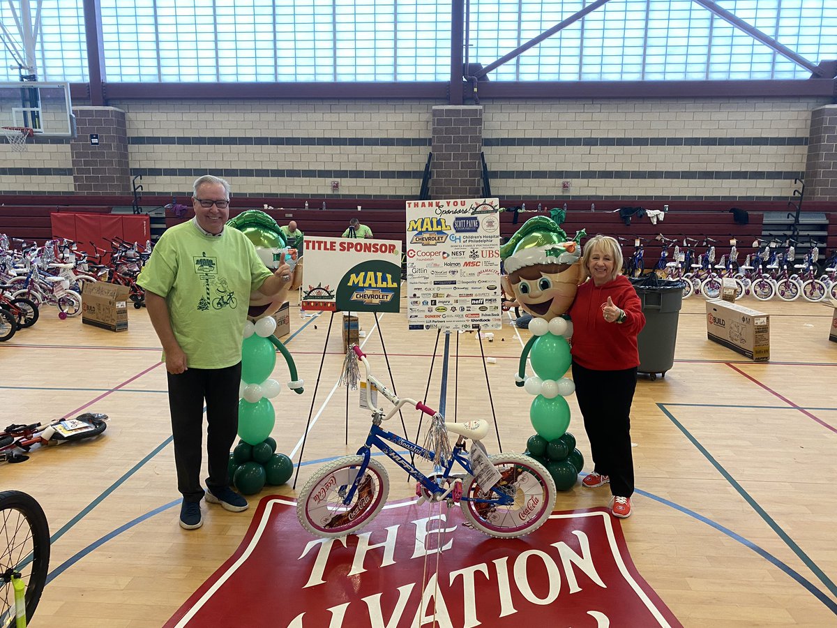 JawsCEOQB's tweet photo. It’s the most, wonderful time, of the year!!!

The #JawsHolidayBikeDrive presented by @MallChevrolet has begun! 

Special thanks to @JawsYouthPlay, our sponsors, &amp; volunteers who helped us build over 650 bikes to give to some awesome kids tomorrow at the Kroc Center in Camden! https://t.co/XVJhsaOhPj