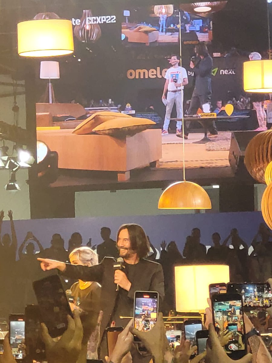 PatrickdMario's tweet photo. #CCXP2022 @KeanuReevesBRA 
Saudades!!!! https://t.co/Fscu4wuBuM