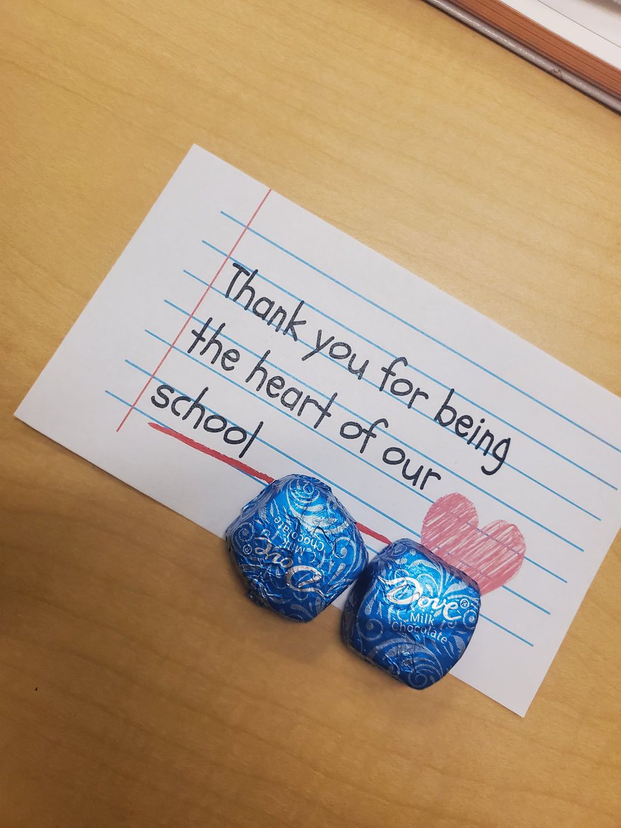 With 11 days to go, spreading some chocolate love. Thanks <a href="/njprofita/">Natalie Profita</a> #sorrickcougars #SK12Days <a href="/SorrickNPD117/">Sorrick Elementary</a>