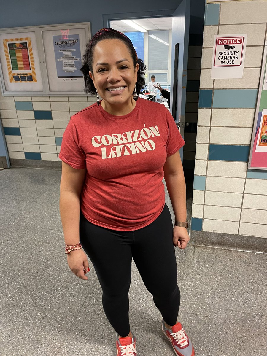 HobokenHispanic's tweet photo. #Latina https://t.co/LdwJhKhBd2