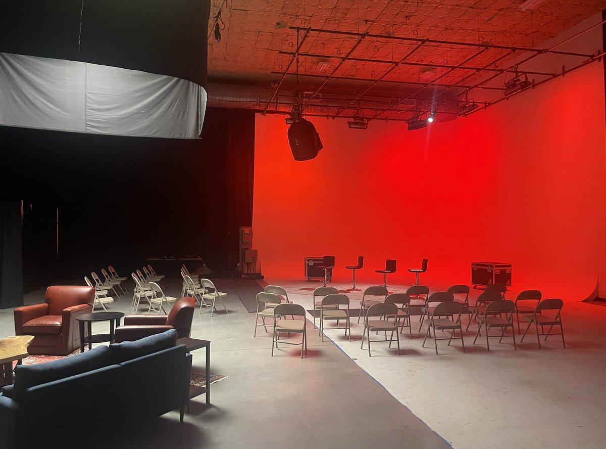 HomeVisionAR's tweet image. Tonight at The Conference: Live at Lititz, well be presenting our Augmented Reality in a light never seen before.

Set up is underway, and we can't wait to show you the final product at Rock Lititz, where the ultimate live experiences are produced.

#rocklititz  #homevisionar