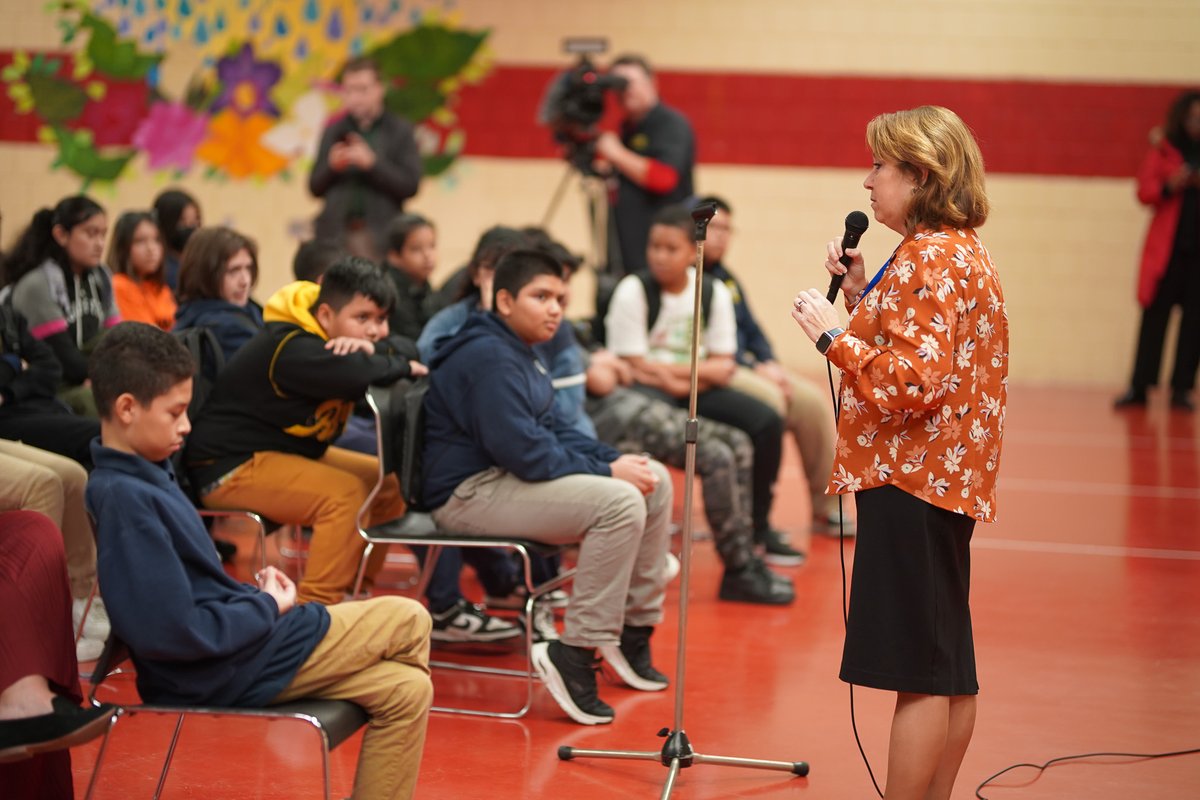 BostonPublicSchools (@bostonschools) on Twitter photo What a great morning at the <a href="/UmanaAcademy/">Mario Umana Academy</a> with <a href="/BostonPartners/">Boston Partners in Education</a>. Students at the Umana asked Superintendent Mary Skipper questions about her career in education as part of their "Big Cheese" career exploration program! What a great morning at the <a href="/UmanaAcademy/">Mario Umana Academy</a> with <a href="/BostonPartners/">Boston Partners in Education</a>. Students at the Umana asked Superintendent Mary Skipper questions about her career in education as part of their "Big Cheese" career exploration program!