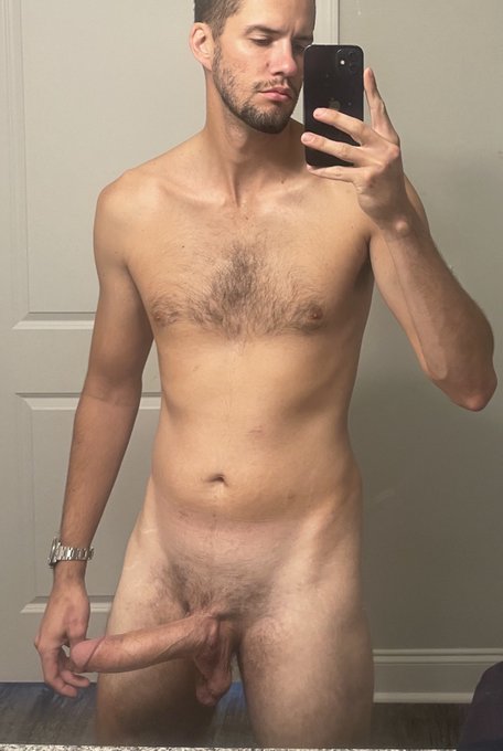 A post appendicitis Dan throwback https://t.co/b39JWu3788