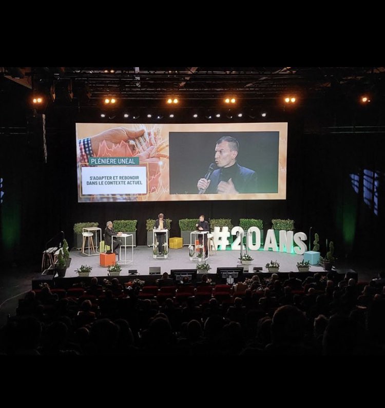 Ce soir à Arras pour AG <a href="/GroupeAdvitam/">Groupe Advitam</a>. L'agriculture au cœur du combat #productif, #climatique et #démocratique. Dans un monde sous tensions et déboussolé, valorisons la sécurité procurée par les #agriculteurs et écoutons leur bon sens. Avec <a href="/SandrineDelory/">Sandrine DELORY</a> #SunirPourChanger