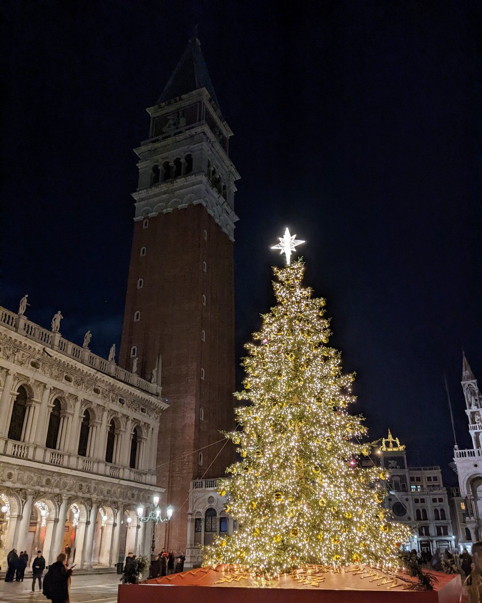 dolomitiblog's tweet photo. #Buona #Festa dell'#Immacolata da #Venezia
https://t.co/A5kOdHJ6ou
#immacolataconcezione #8dicembre #8december #8décembre #venice #venise #venedig #venezia1600 #piazzasanmarco #StMarkSquare #alberodinatale #christmastree #xmastree #natale2022 #christmas #Pixel6a https://t.co/syIAmQX58K