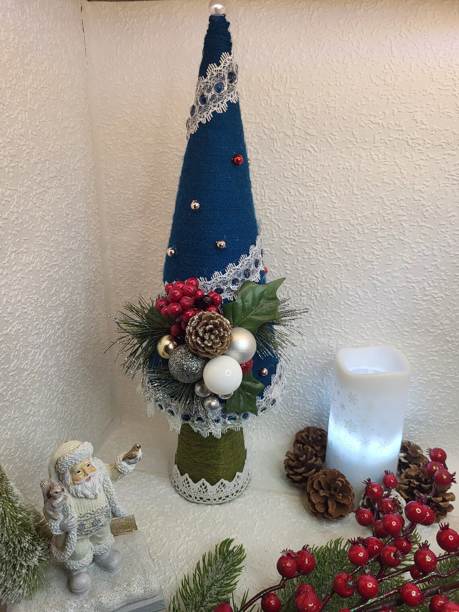 CreationTk's tweet photo. Tabletop Blue Green Winter Tree Decoration

#modernxmastree #treedecoration #conexmastree #seasonaldecor #xmaspartydecor #tabletoptree #winterpinetree #treetabledecor #moderntabledecor #newyeartree #shelfdecor #dollhousetree

Visit our shop @ 
https://t.co/NrK8qRwLkw https://t.co/5h0HoXPovV