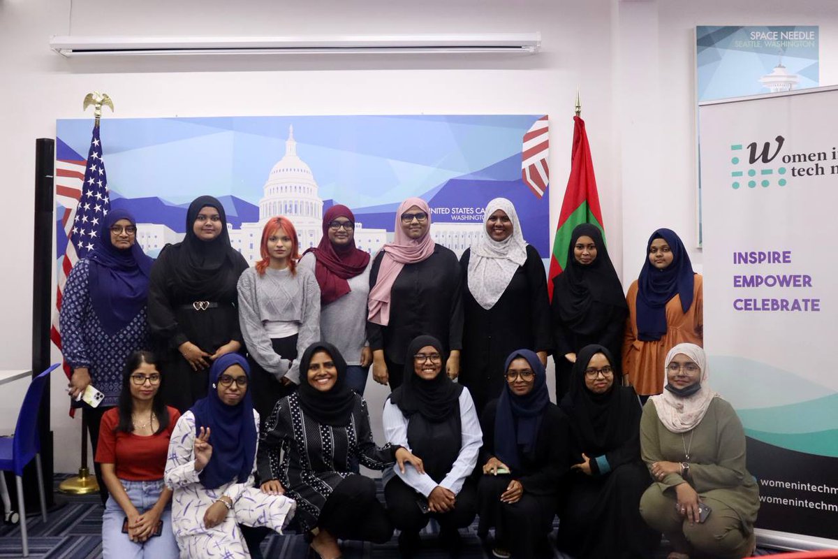 womenintechmv's tweet image. We are so excited to announce another new initiative for girls to learn coding. In partnership with @ACMaldives, today we begin #SheCodesMV, a program targeted for women aged 16-26 to equip themselves with skills for the future