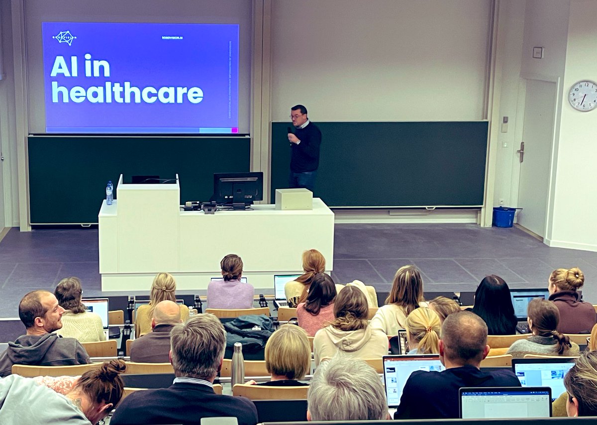 Fac. Geneeskunde & Levenswetenschappen UHasselt (@glw_uhasselt) on Twitter photo Start interactieve gastlezing voor master systeem- en procesinnovatie en master verpleegkunde & vroedkunde over #AI #healthcare <a href="/robovision/">Robovision.ai</a> <a href="/LiesbetPE/">Liesbet PEETERS</a> <a href="/THINK3_lab/">THINK³ simulation & innovation lab</a> . Benieuwd! Start interactieve gastlezing voor master systeem- en procesinnovatie en master verpleegkunde & vroedkunde over #AI #healthcare <a href="/robovision/">Robovision.ai</a> <a href="/LiesbetPE/">Liesbet PEETERS</a> <a href="/THINK3_lab/">THINK³ simulation & innovation lab</a> . Benieuwd!