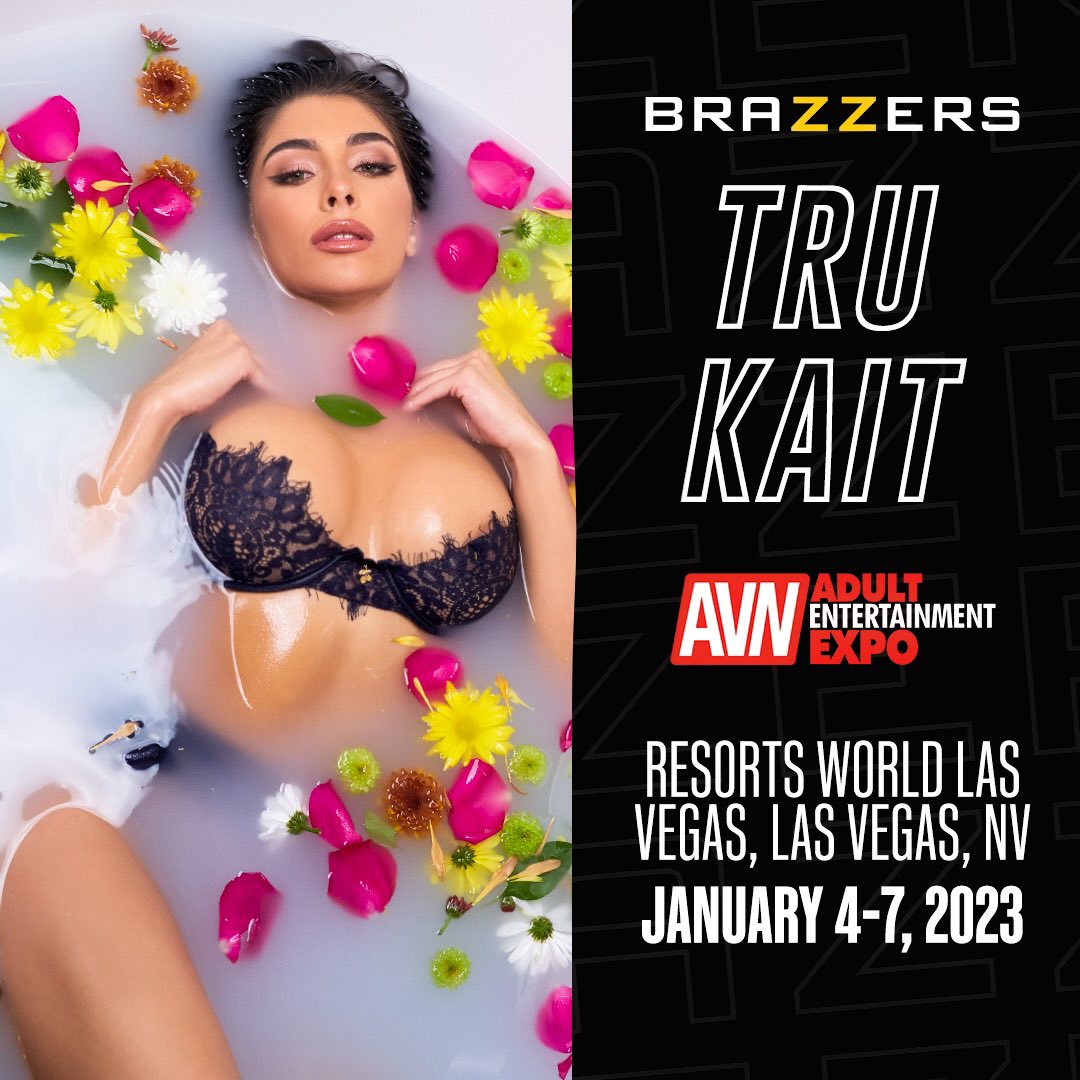 TruKaitx's tweet photo. So excited to be signing @Brazzers booth during @avnexpo 🎉 can’t wait to meet you there!!! RT 💜🫶🏼

Get your tickets 👉 https://t.co/UTlbjNJy9l https://t.co/9IdIZM0J1m