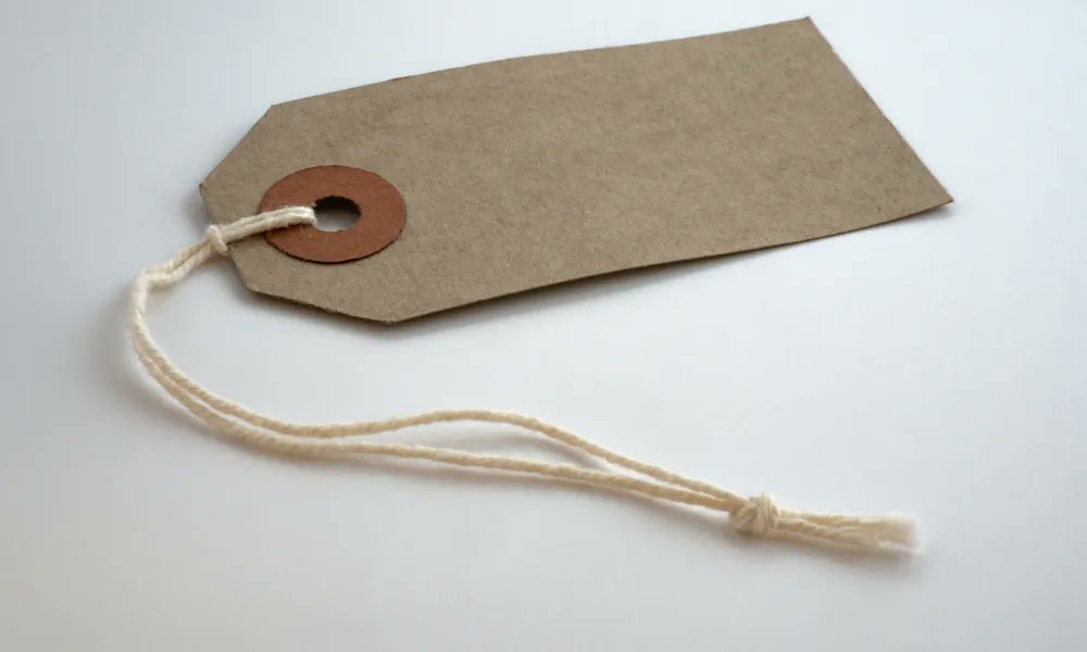 Several outdoor retailers talked to Casual News Now about pricing in today’s environment. Some are responding to rising prices by increasing their own, while others are holding firm. Consumers are mixed as well. Here's what we found:  buff.ly/3FC38gI