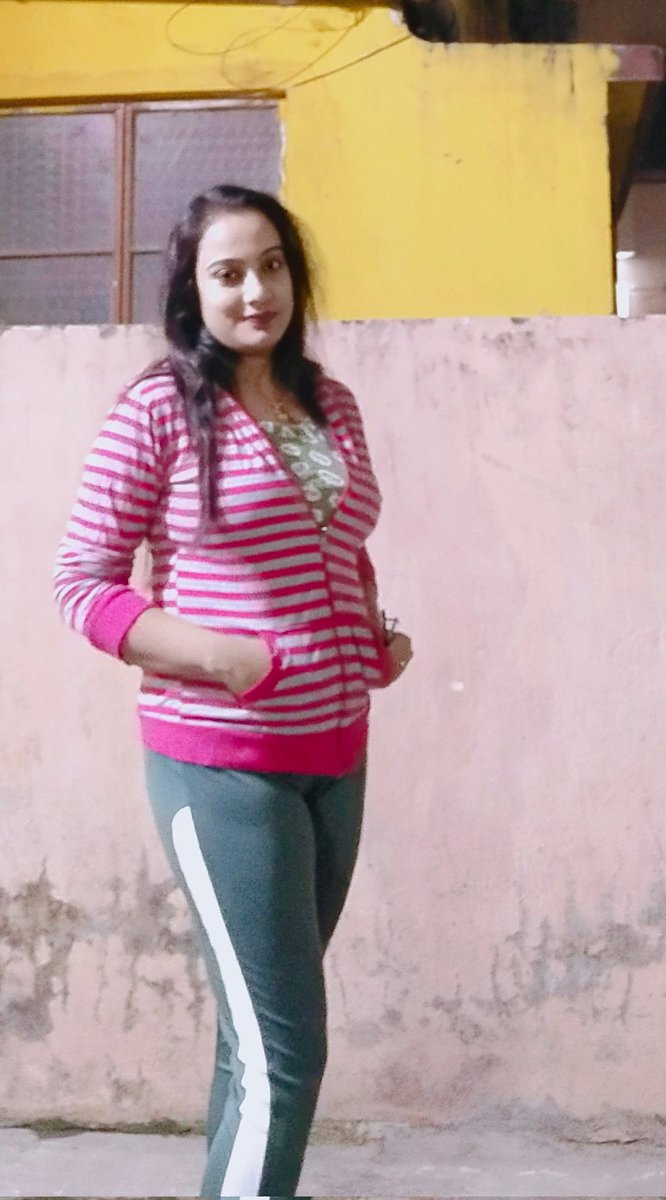 EleenaBiswas's tweet photo. দিনের শেষে ঘুমের আগে এটাই সবচেয়ে আগে দেখা প্রয়োজন যে তুমি খুশি আছো কিনা🥰🥰কারণ তোমার কাছে তুমি যে বড্ড দামি 🥰
At the end of the day what matters most wheather u r happy or not..bcz you are very much worthy to yourself 🥰
Good night my Twitter family 🥰
sweet dreams🥰 https://t.co/oFibZ7DdRQ